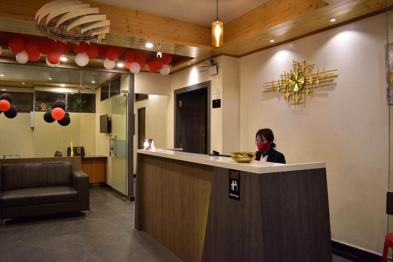 Hotel Montana Vyoo Namchi エクステリア 写真